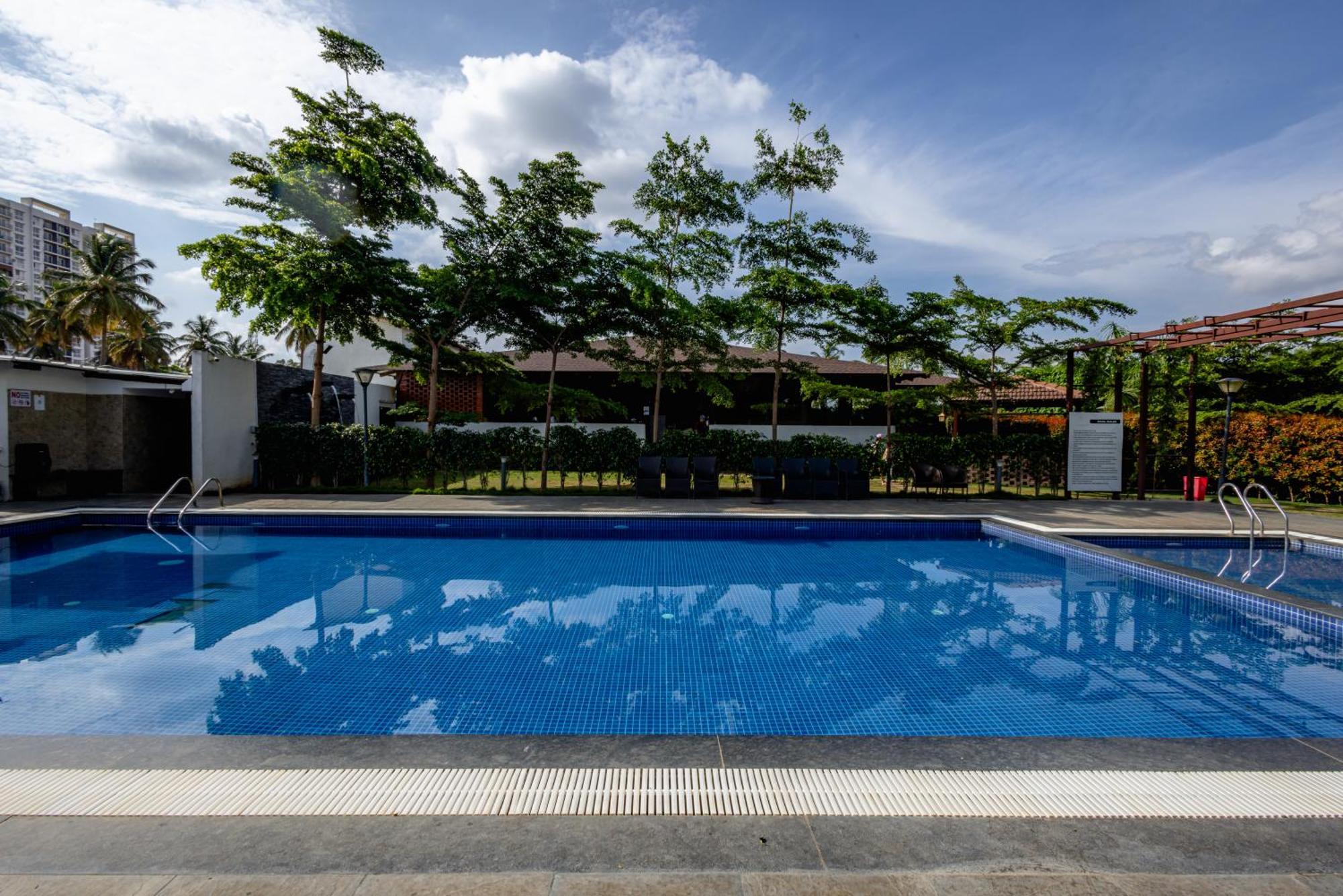 Veerdency Luxury Resort Devanahalli Extérieur photo