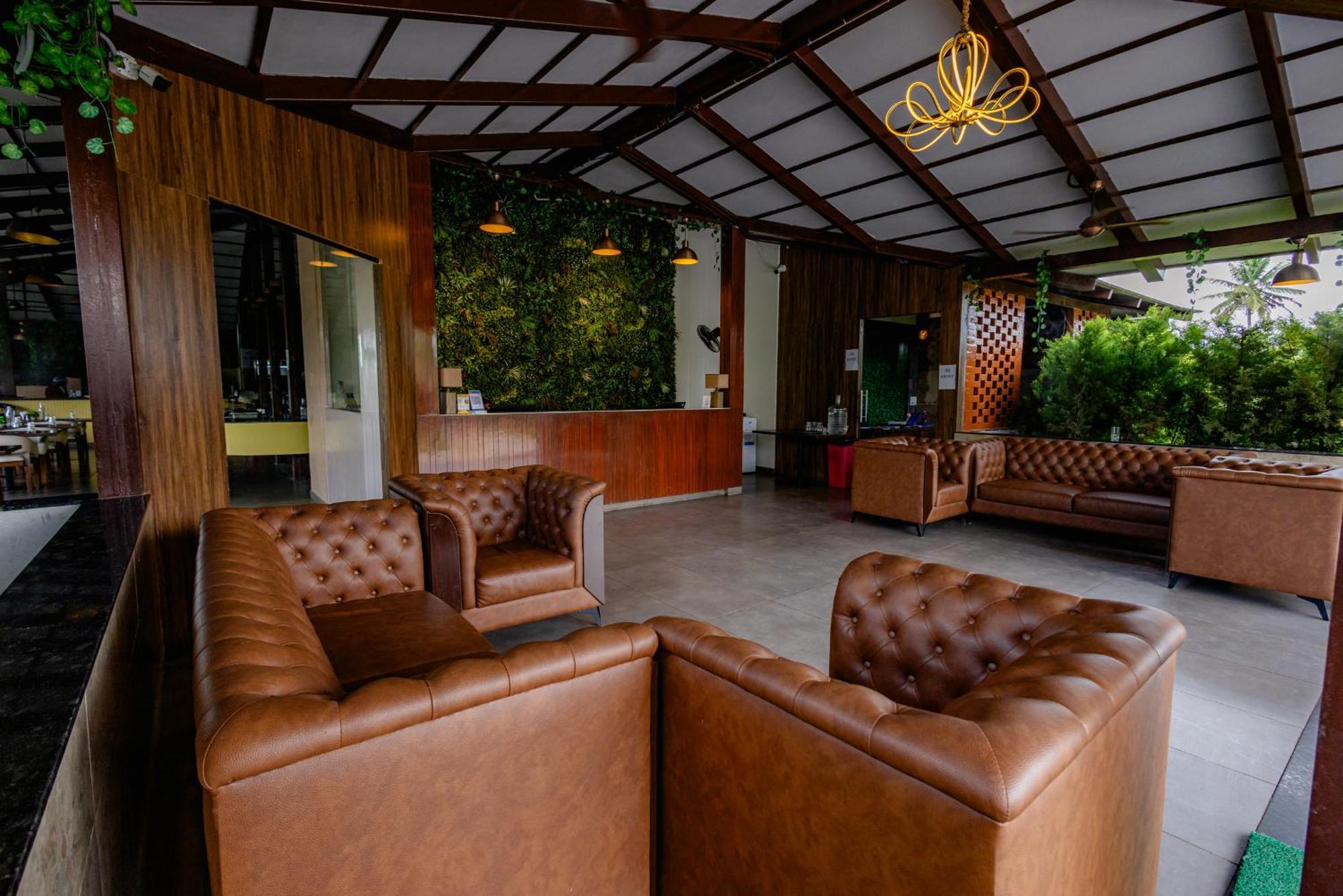 Veerdency Luxury Resort Devanahalli Extérieur photo